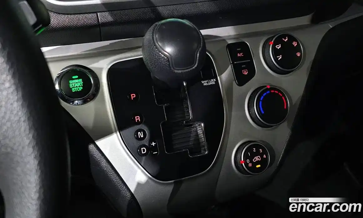 Kia Ray 2022 1.0 Автомат в Москве № 1173277, фото 9