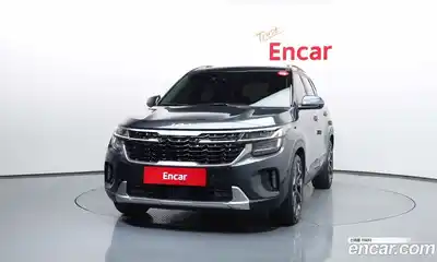 Kia Seltos 2023 1.6 Автомат в Москве № 1173282, миниатюра 3