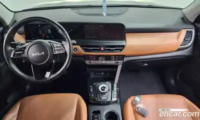 Kia Seltos 2023 1.6 Автомат в Москве № 1173282, миниатюра 7