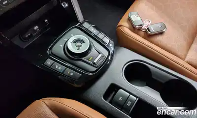 Kia Seltos 2023 1.6 Автомат в Москве № 1173282, миниатюра 9