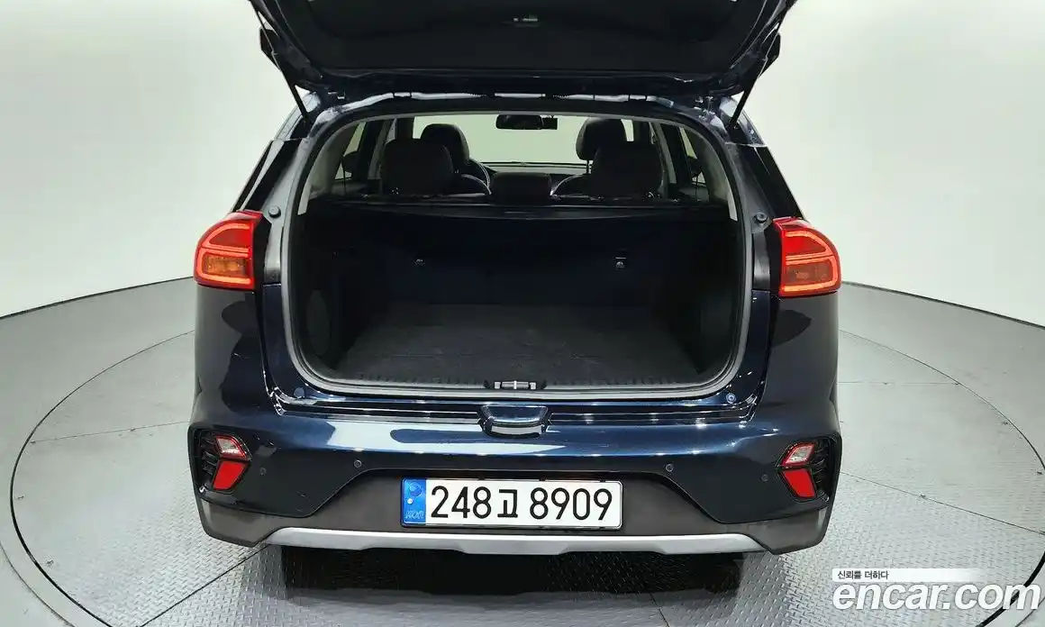Kia Niro 2020 1.6 гидро в Москве № 1173285, фото 20