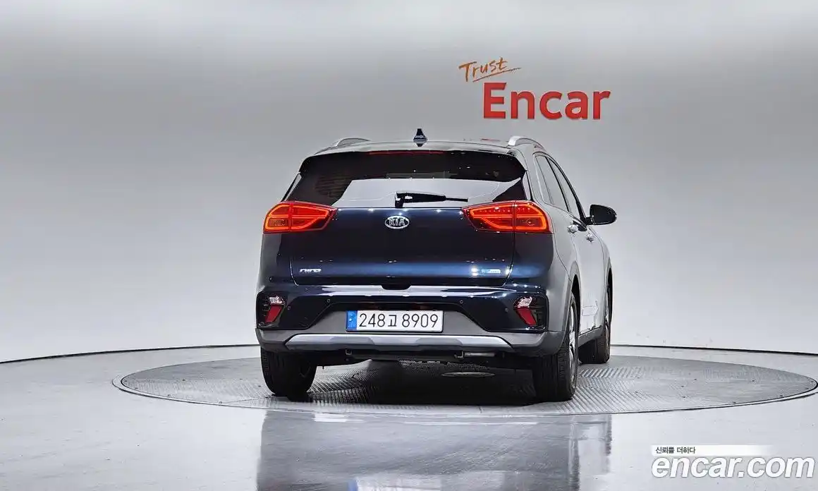 Kia Niro 2020 1.6 гидро в Москве № 1173285, фото 4