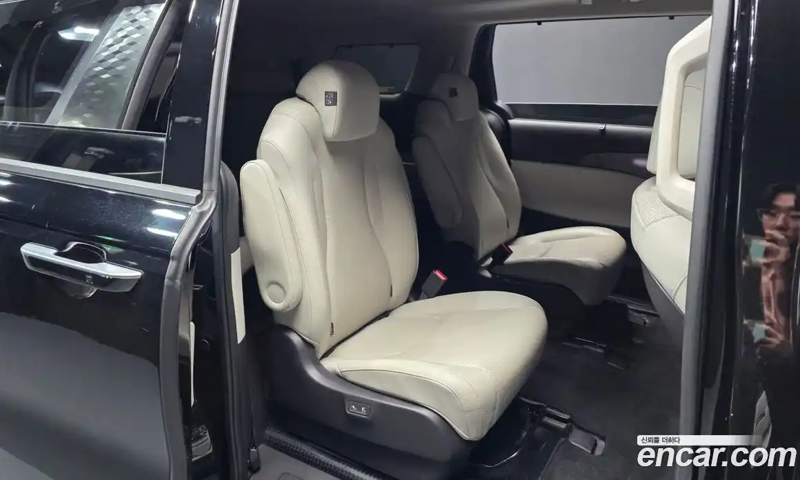 Kia Canival 2021 3.5 Автомат в Москве № 1173297, фото 12