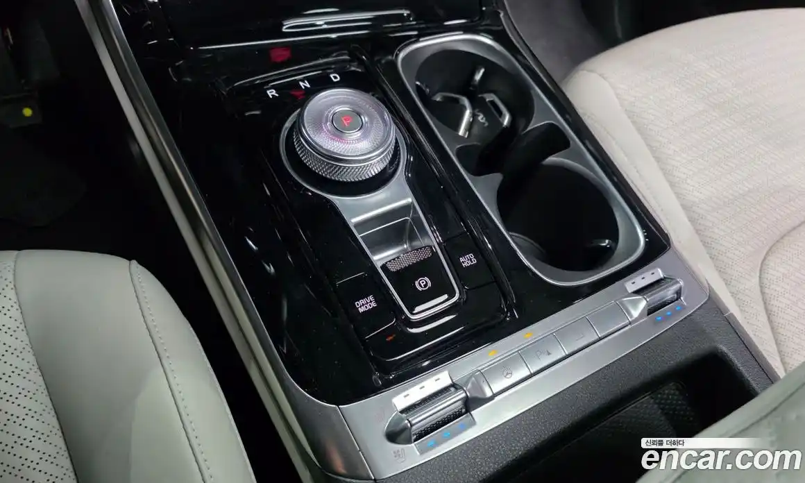 Kia Canival 2021 3.5 Автомат в Москве № 1173297, фото 9