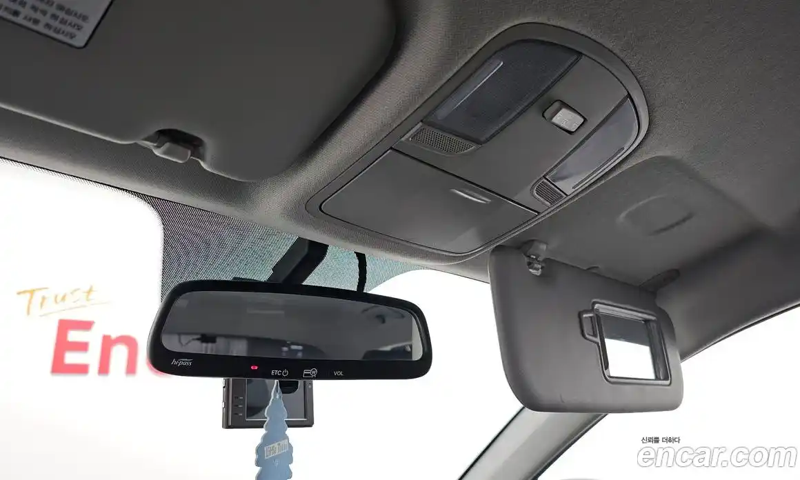 Kia Stonic 2018 1.4 Автомат в Москве № 1173304, фото 15