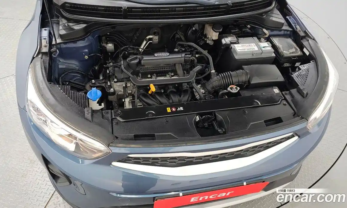 Kia Stonic 2018 1.4 Автомат в Москве № 1173304, фото 5