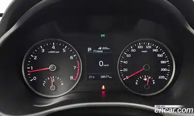 Kia Stonic 2018 1.4 Автомат в Москве № 1173304, миниатюра 7