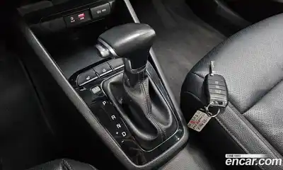 Kia Stonic 2018 1.4 Автомат в Москве № 1173304, миниатюра 8