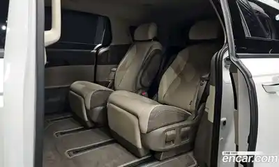 Kia Canival 2023 3.5 Автомат в Москве № 1173310, миниатюра 11