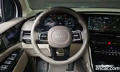 Kia Canival 2023 3.5 Автомат в Москве № 1173310, миниатюра 12