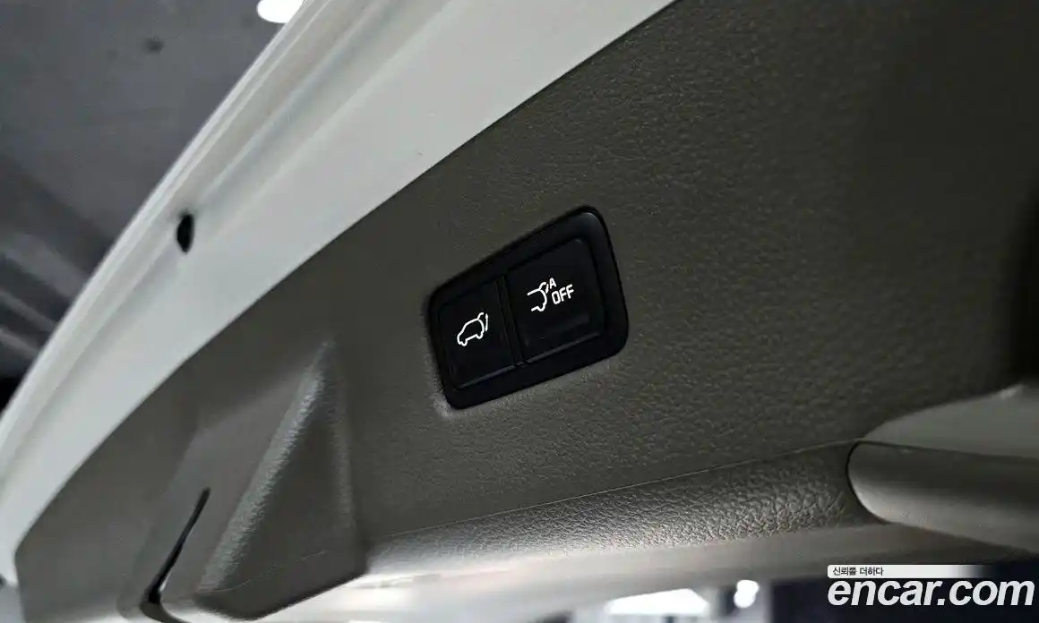 Kia Canival 2023 3.5 Автомат в Москве № 1173310, фото 18