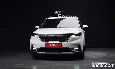 Kia Canival 2023 3.5 Автомат в Москве № 1173310, миниатюра 2