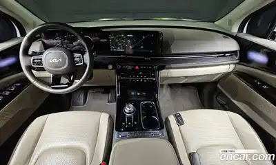 Kia Canival 2023 3.5 Автомат в Москве № 1173310, миниатюра 6