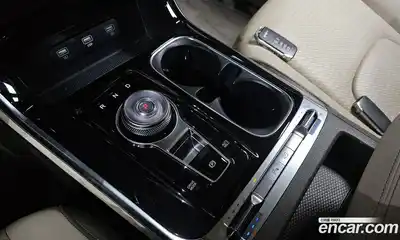 Kia Canival 2023 3.5 Автомат в Москве № 1173310, миниатюра 8