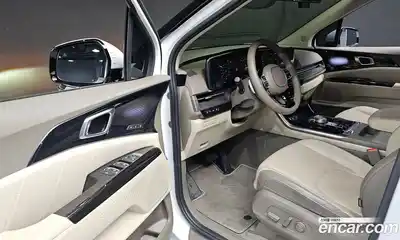 Kia Canival 2023 3.5 Автомат в Москве № 1173310, миниатюра 10