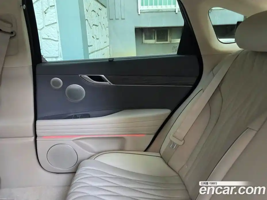 Genesis G80 2025 2.5 Автомат в Москве № 1173340, фото 5