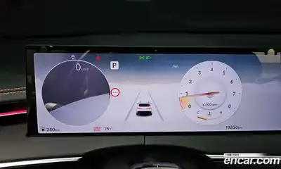 Genesis GV70 2024 2.5 Автомат в Москве № 1173363, миниатюра 8