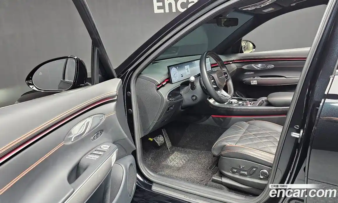 Genesis GV70 2024 2.5 Автомат в Москве № 1173363, фото 10