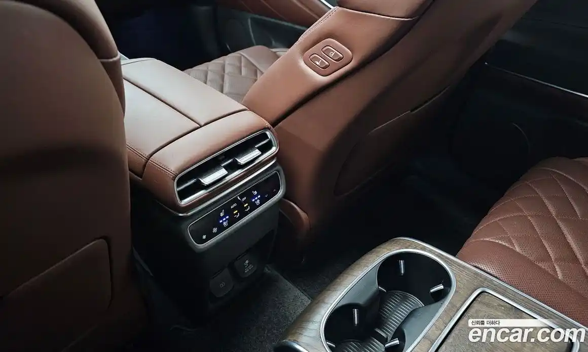 Genesis GV80 2024 2.5 Автомат в Москве № 1173367, фото 18