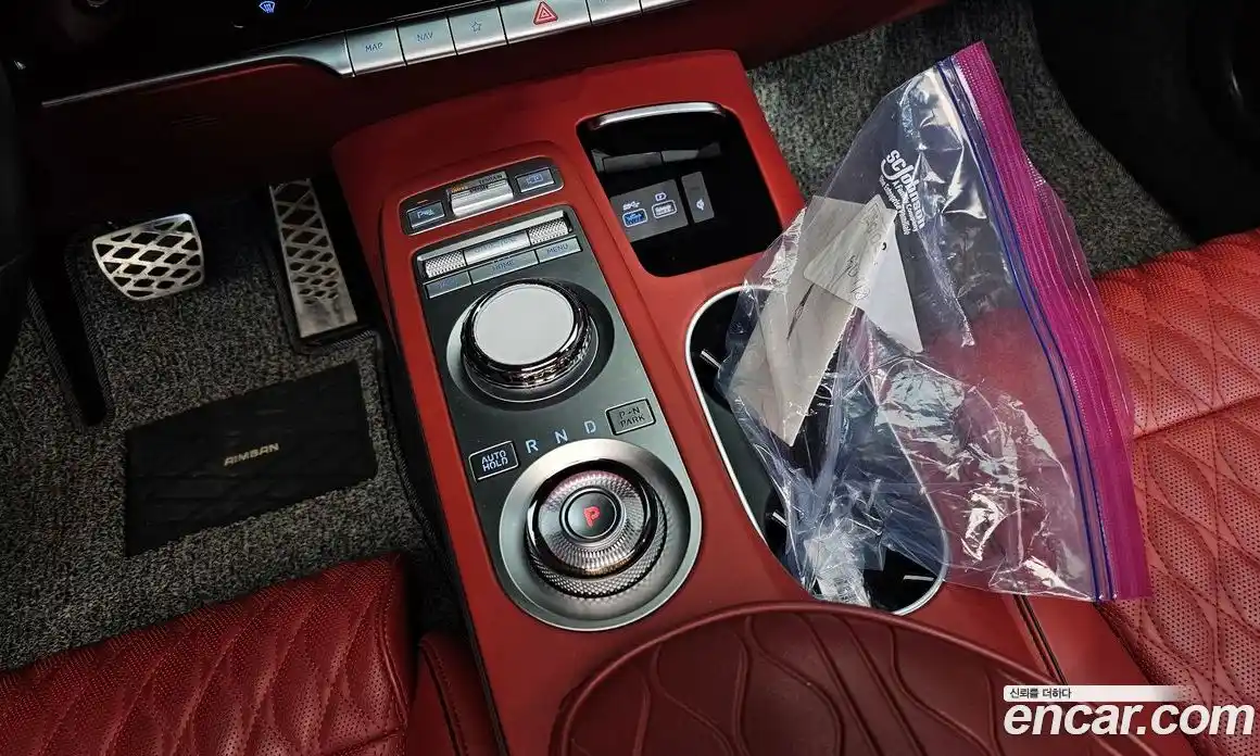 Genesis GV70 2024 2.5 Автомат в Москве № 1173373, фото 8