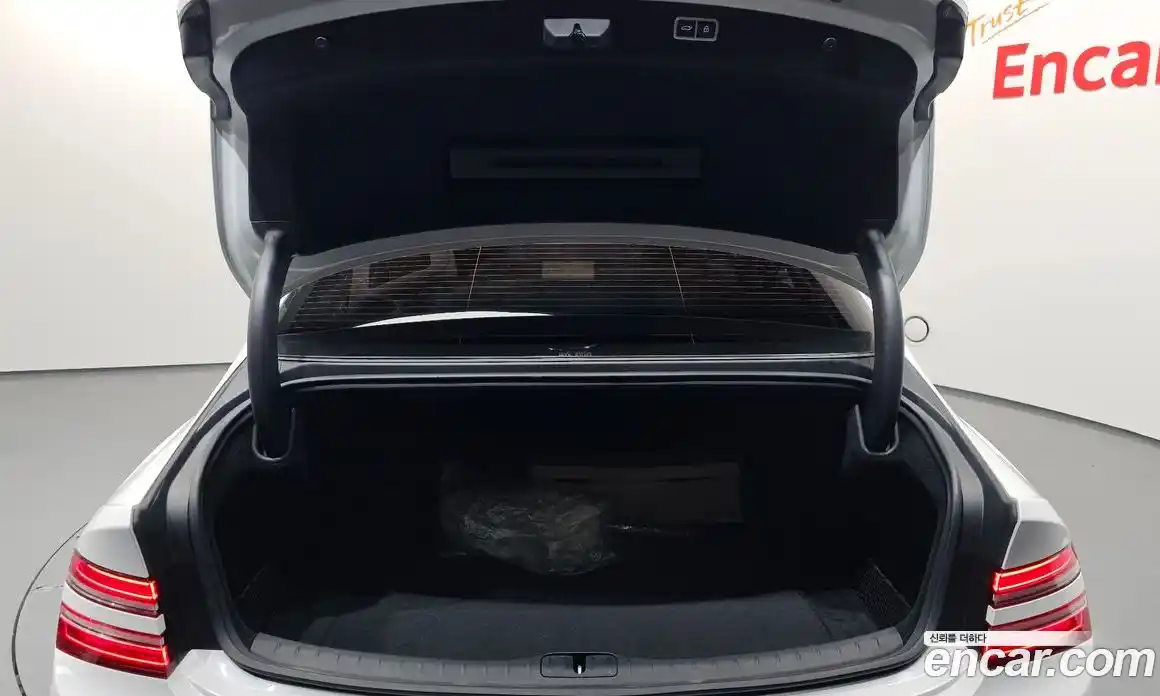 Genesis G80 2020 2.5 Автомат в Москве № 1173385, фото 19