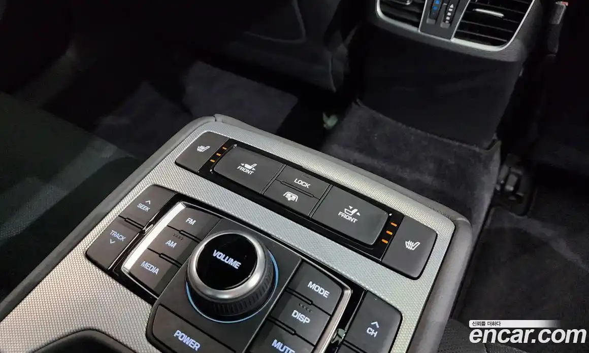 Genesis G80 2018 3.3 Автомат в Москве № 1173404, фото 19