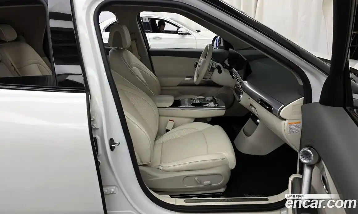 Genesis GV60 2023 0.1 Автомат в Москве № 1173412, фото 11