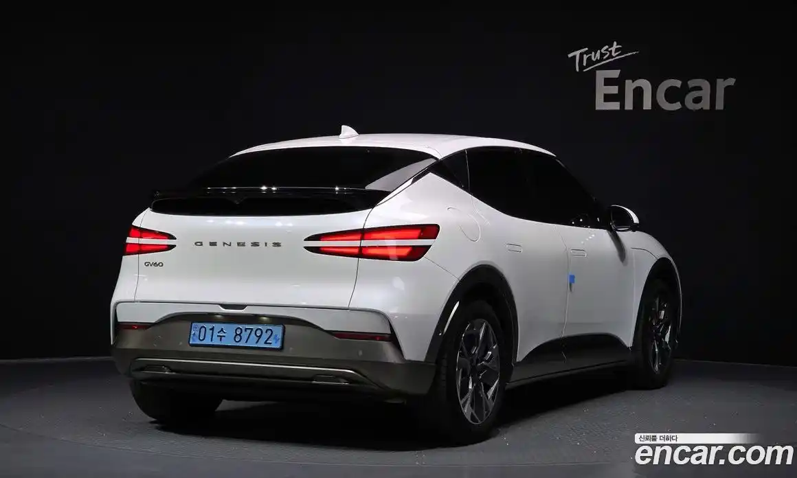 Genesis GV60 2023 0.1 Автомат в Москве № 1173412, фото 2