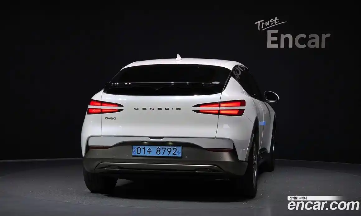 Genesis GV60 2023 0.1 Автомат в Москве № 1173412, фото 4