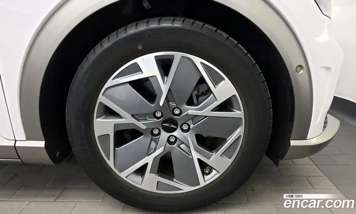 Genesis GV60 2023 0.1 Автомат в Москве № 1173412, фото 5