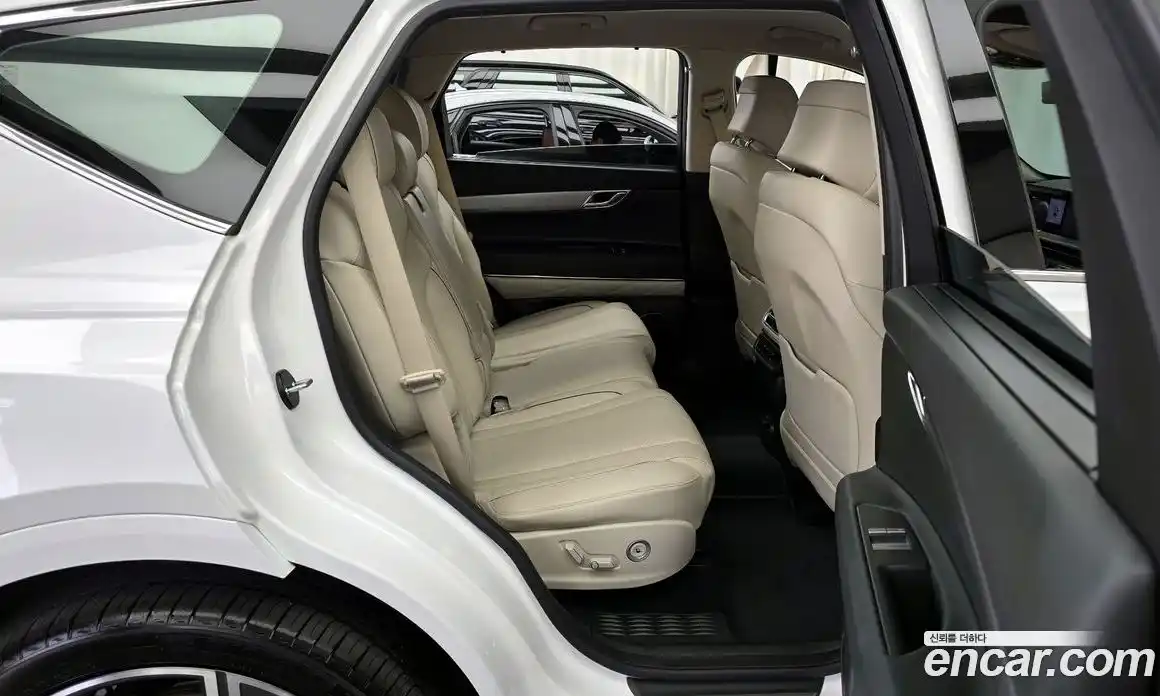 Genesis GV80 2024 2.5 Автомат в Москве № 1173441, фото 12