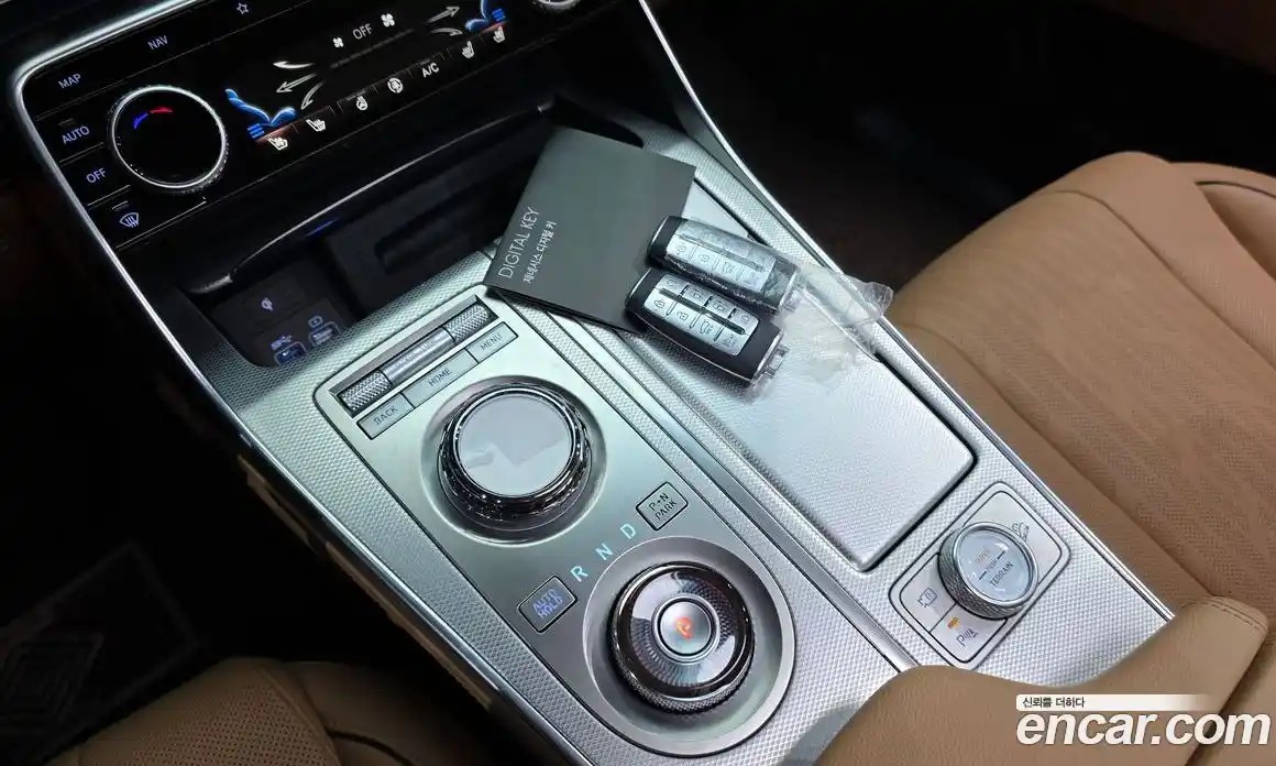 Genesis GV80 2023 2.5 Автомат в Москве № 1173542, фото 9