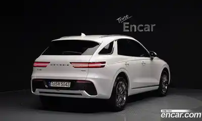 Genesis GV70 2021 2.2 Автомат в Москве № 1173602, миниатюра 2