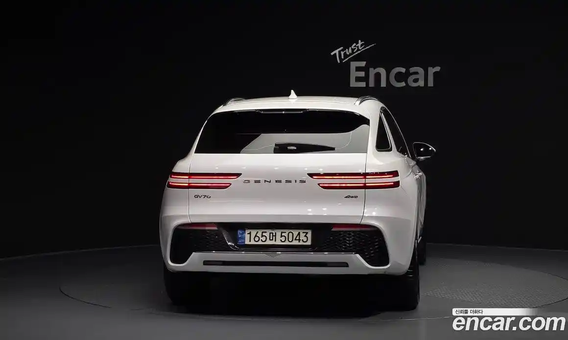 Genesis GV70 2021 2.2 Автомат в Москве № 1173602, фото 4