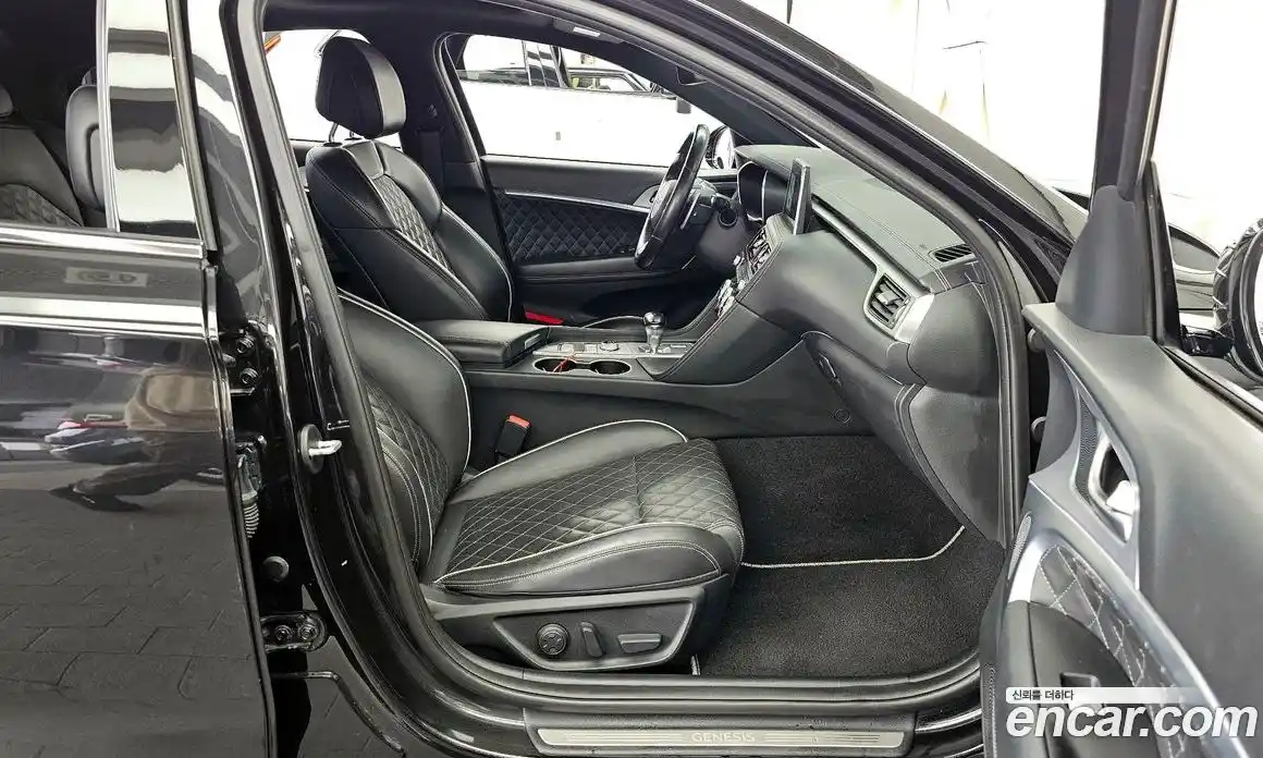 Genesis G70 2018 3.3 Автомат в Москве № 1173607, фото 11