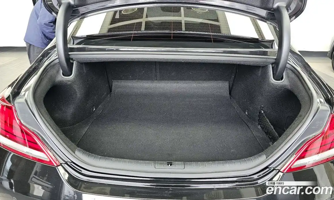 Genesis G70 2018 3.3 Автомат в Москве № 1173607, фото 20