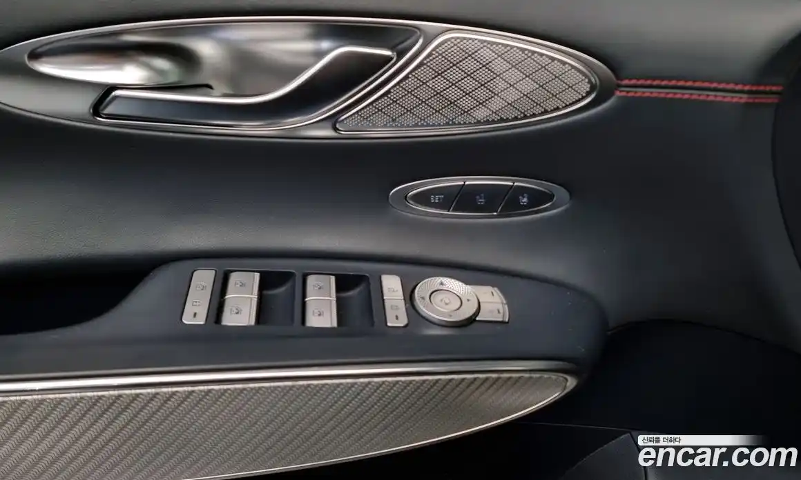 Genesis GV70 2021 2.5 Автомат в Москве № 1173653, фото 18