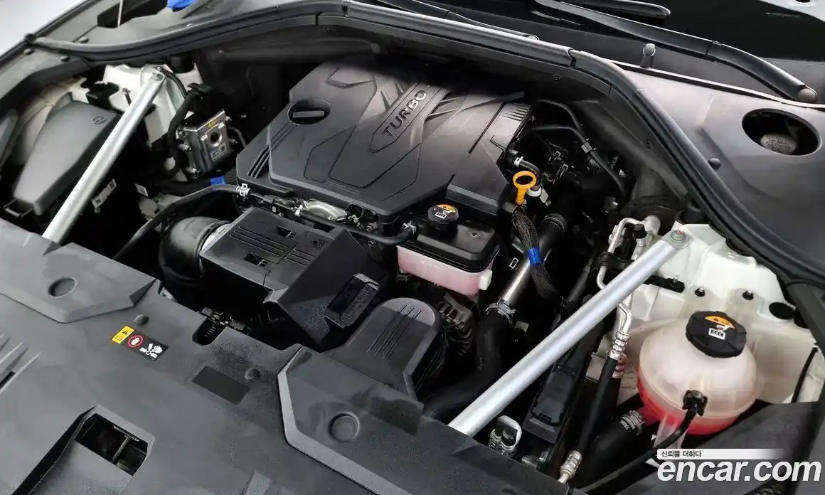 Genesis GV70 2021 2.5 Автомат в Москве № 1173653, фото 6