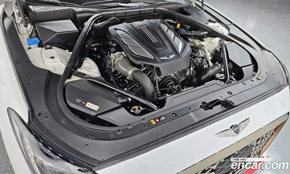 Genesis G80 2018 3.3 Автомат в Москве № 1173657, фото 6