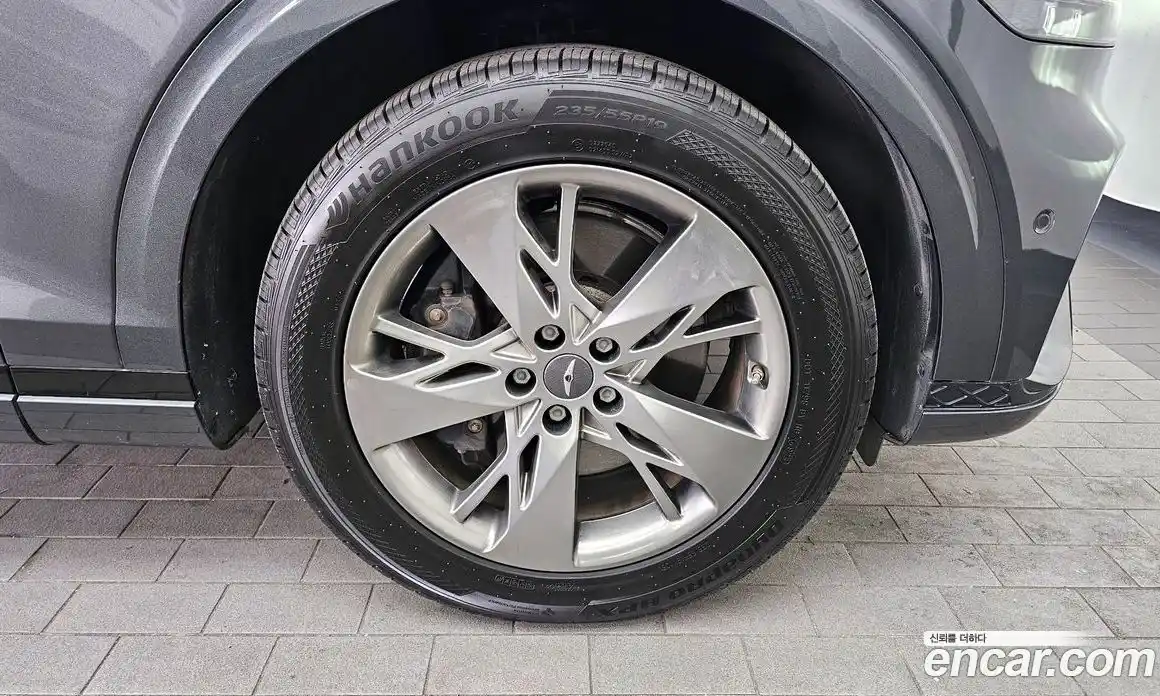 Genesis GV70 2023 2.5 Автомат в Москве № 1173664, фото 5