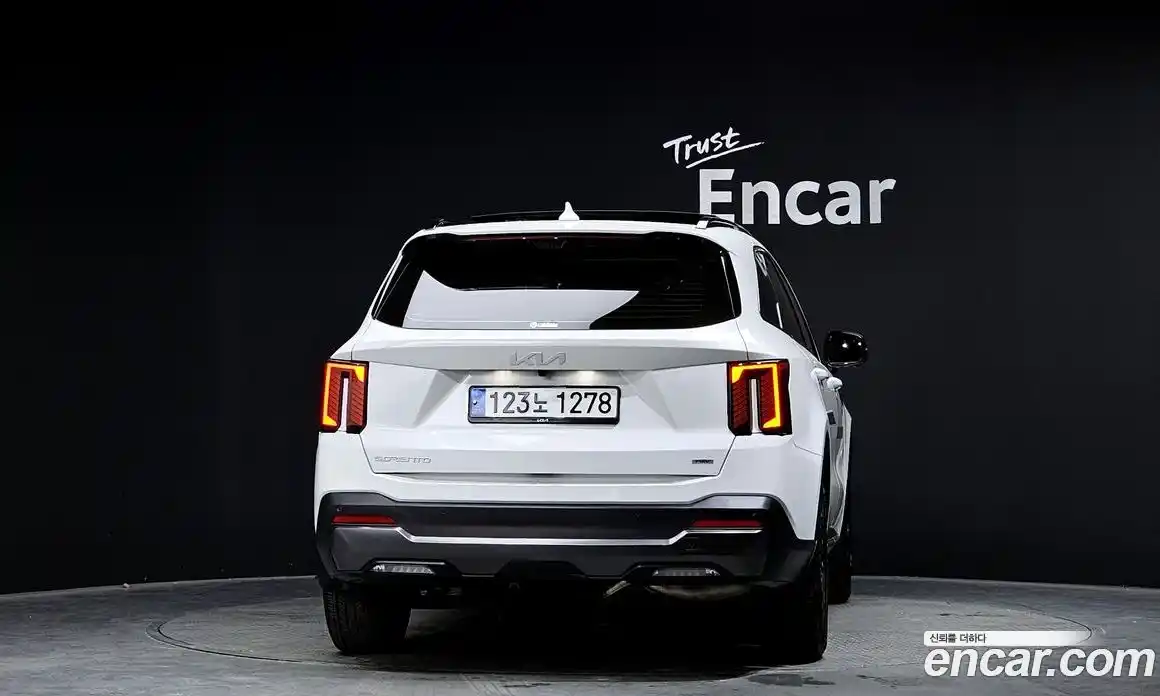 Kia Sorento 2024 1.6 гидро в Москве № 120927, фото 4