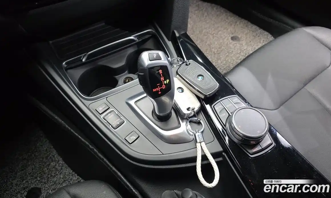 BMW 3-Series 2018 2.0 гидро в Москве № 1190084, фото 9