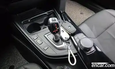 BMW 3-Series 2018 2.0 гидро в Москве № 1190084, миниатюра 9