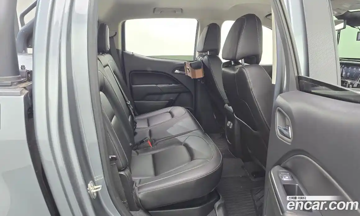 Chevrolet Colorado 2022 3.6 Автомат в Москве № 1190171, фото 12