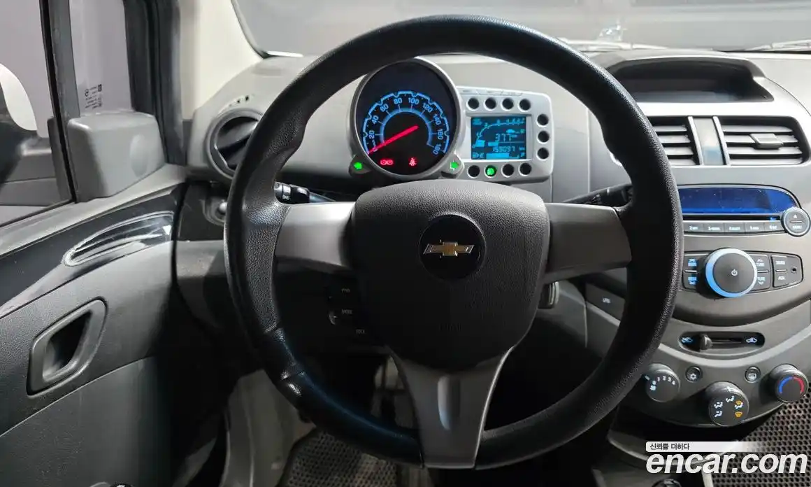 Chevrolet Spark 2012 1.0 Механическая в Москве № 1190181, фото 13