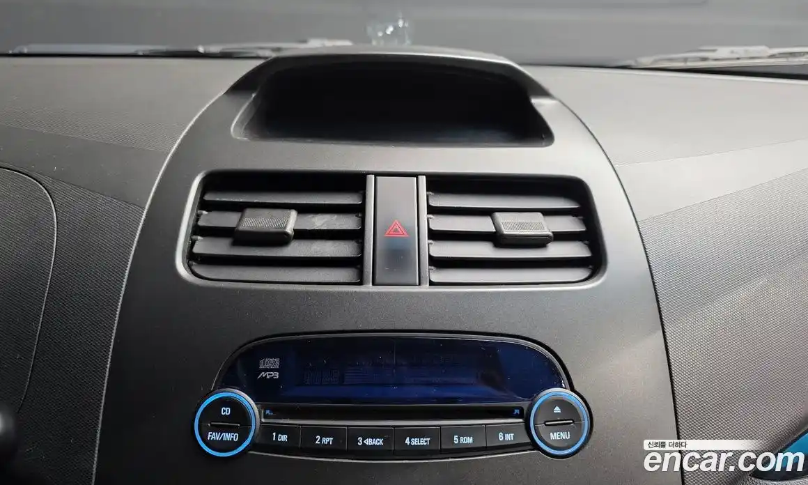 Chevrolet Spark 2012 1.0 Механическая в Москве № 1190181, фото 14