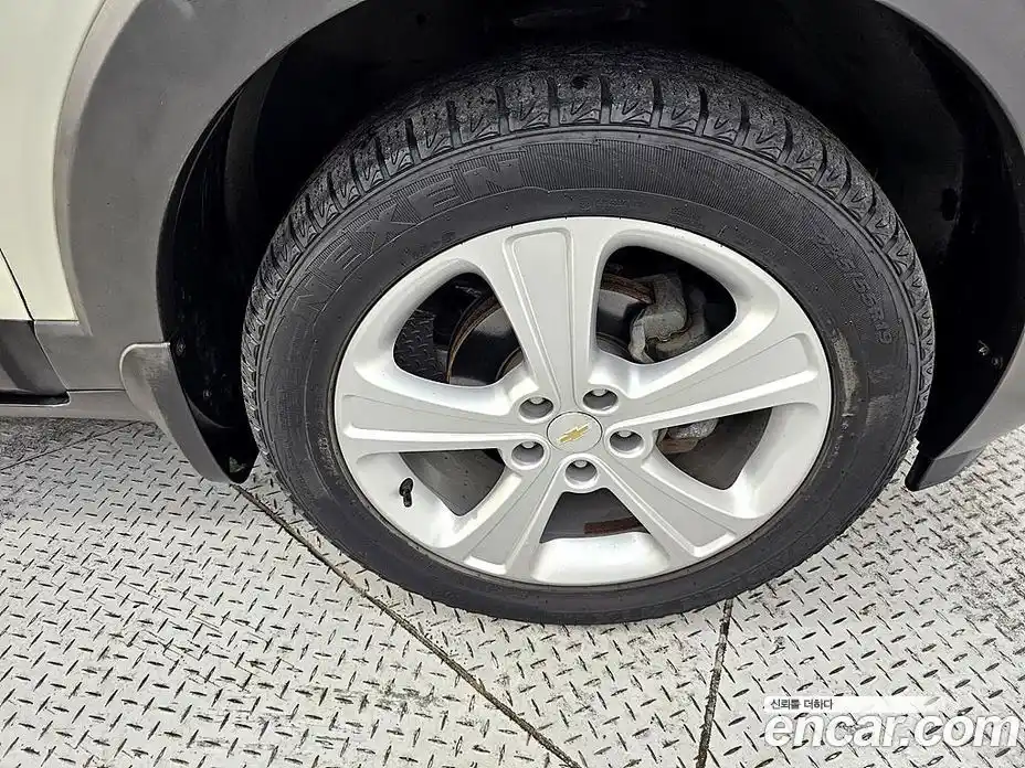 Chevrolet Captiva 2012 2.0 Автомат в Москве № 1190218, фото 20