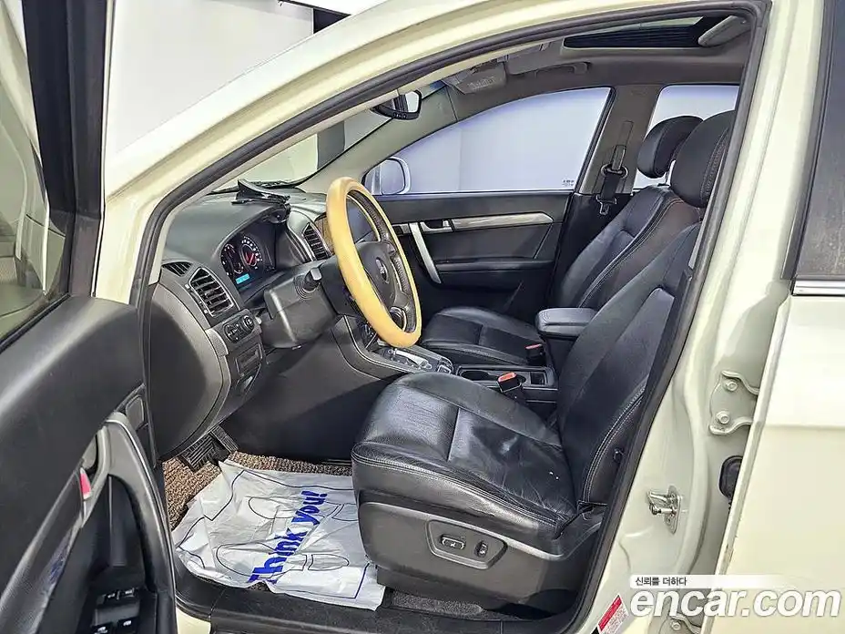 Chevrolet Captiva 2012 2.0 Автомат в Москве № 1190218, фото 8