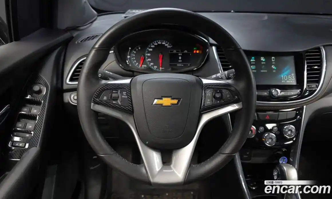 Chevrolet Trax 2017 1.4 Автомат в Москве № 1190245, фото 13