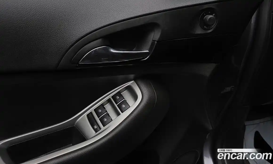 Chevrolet Orlando 2012 2.0 Автомат в Москве № 1190316, фото 16